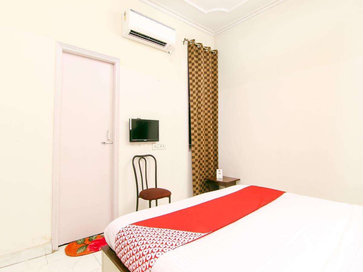 Oyo 14345 Hotel Panchsheel Варанаси Экстерьер фото